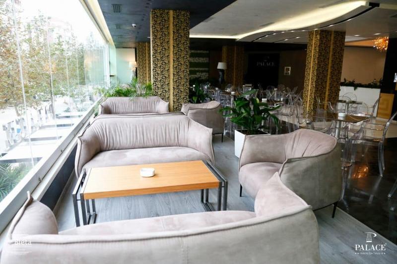 Hotel Palace Vlorë Екстериор снимка