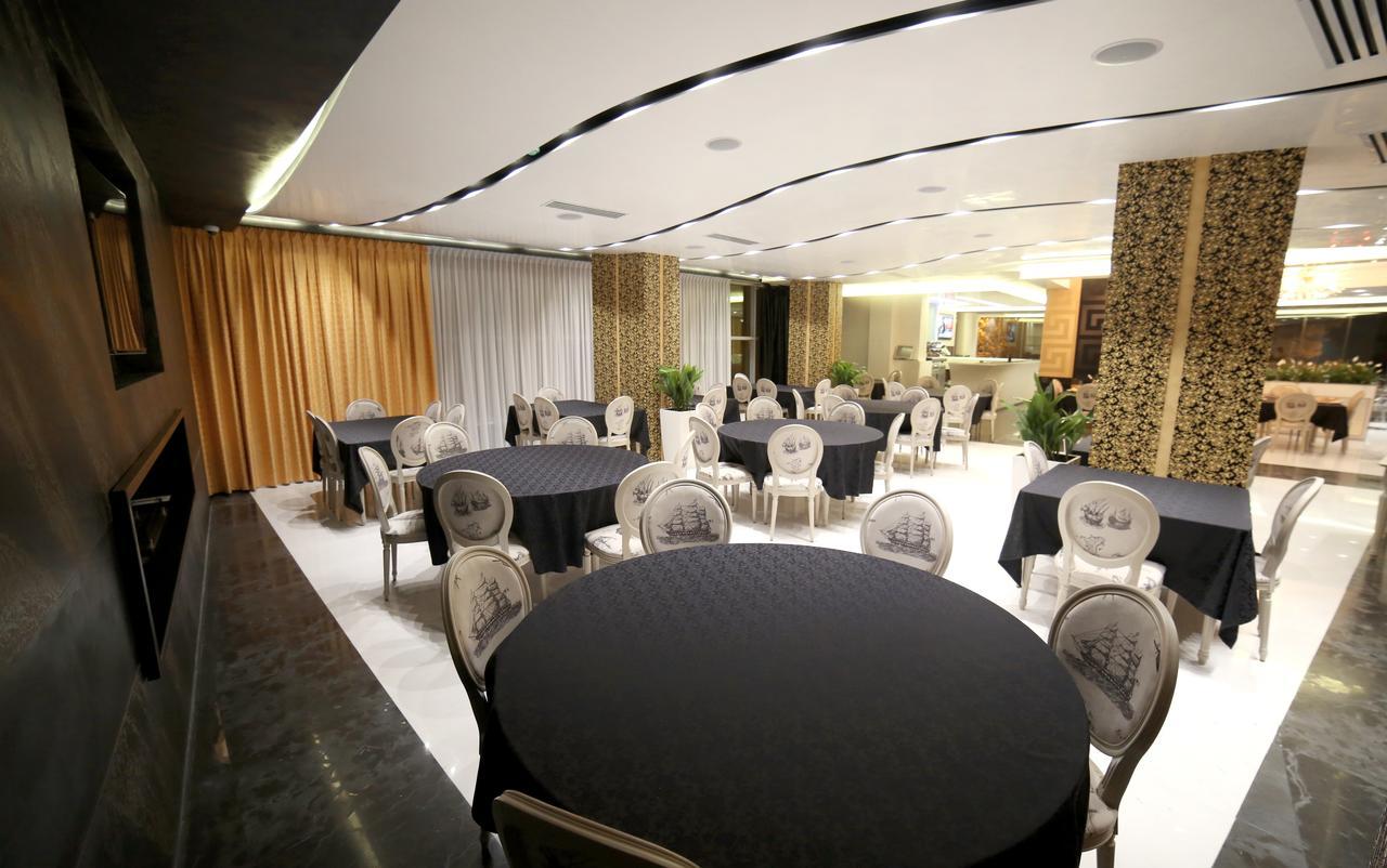 Hotel Palace Vlorë Екстериор снимка